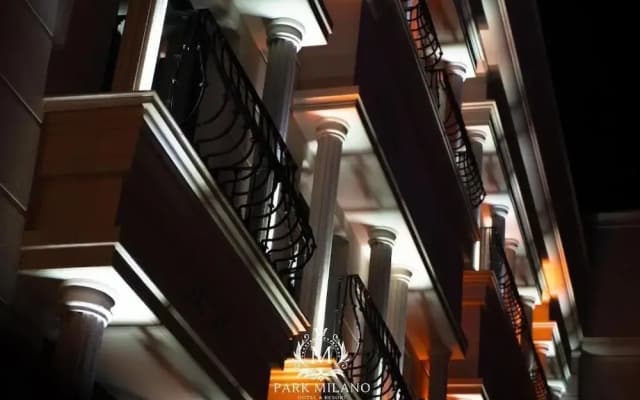 Park Mi̇lano Hotel - photo 1
