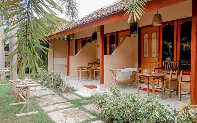 Aldi's Bungalow - photo 1