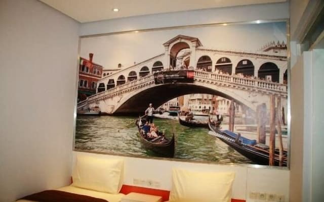 Tirta Mansion Paramount Serpong Hotel - photo 1