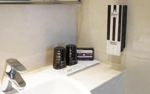 Fame Hotel Gading Serpong - photo 11