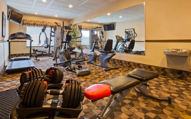 Best Western Plus Montezuma Inn & Suites - photo 4