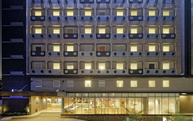 Hotel ibis budget Jakarta Airport - photo 4
