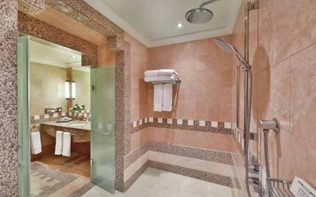 Madinah Hilton - photo 4