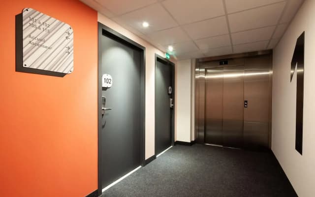B&B HOTEL Champigny-sur-Marne - photo 2