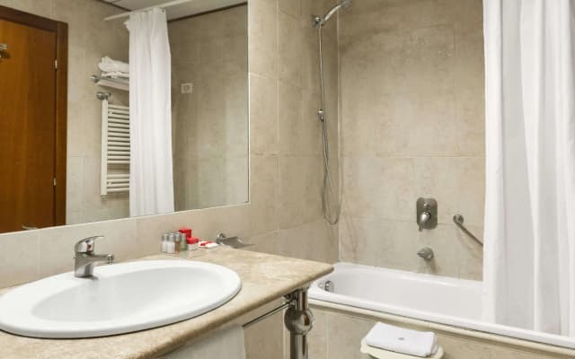 Ramada by Wyndham Naples - photo 2