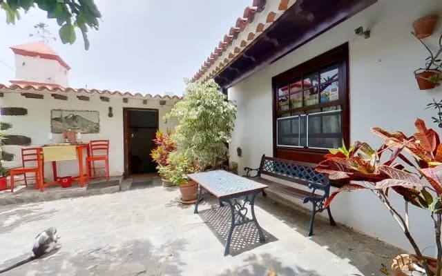 Charming 1-bed House in La Laguna - photo 29