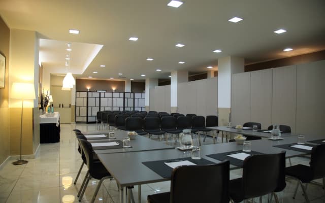 Stelle Hotel The Businest - photo 5