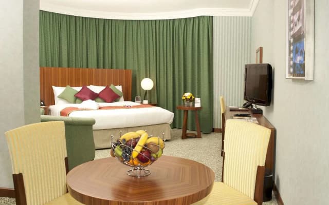 Hotel City Seasons Al Hamra - photo 5