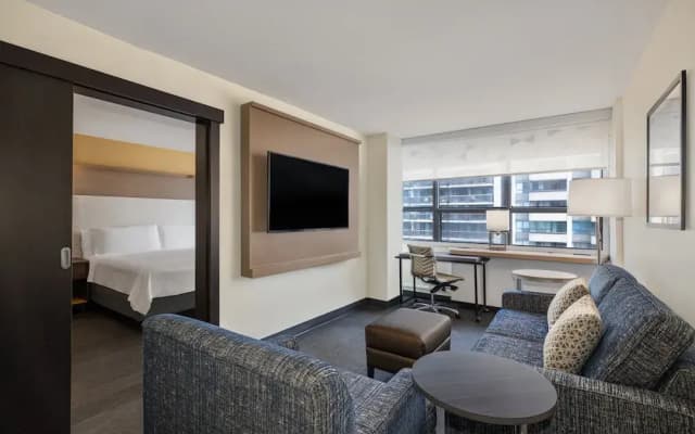 Holiday Inn Toronto Downtown Centre by IHG - photo 2