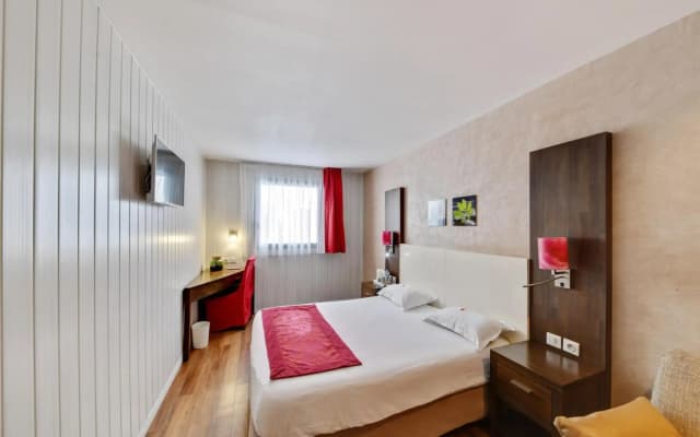 Hotel Paris Pacific - photo 4