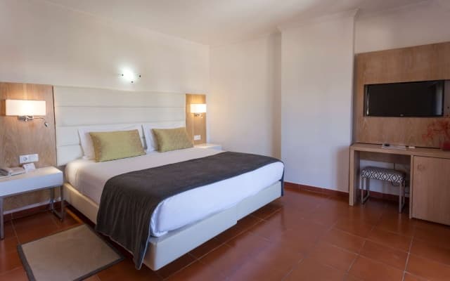 Best Western Hotel Dom Bernardo - photo 5