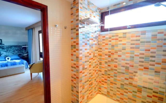 Hotel Adonis Plaza - photo 5