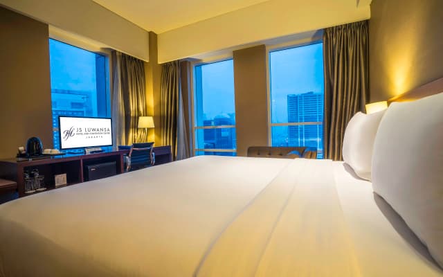 JS Luwansa Hotel and Convention Center - photo 5