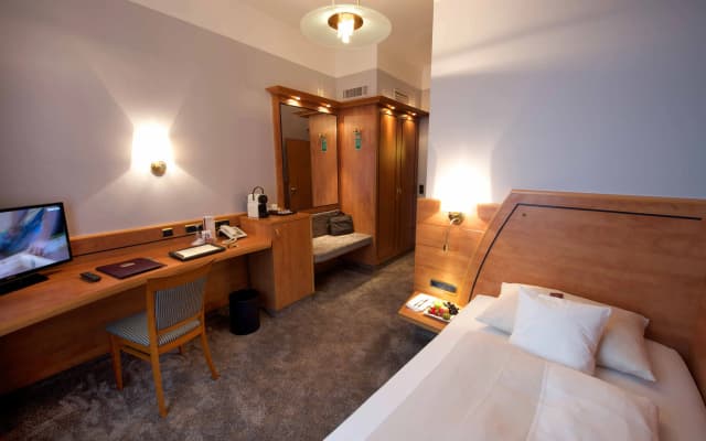 Hotel Torbrau - photo 4