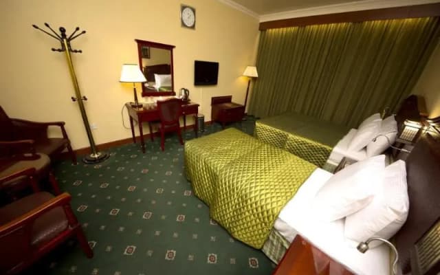Mount Royal Hotel - photo 26