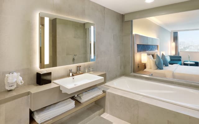 Novotel Jakarta Mangga Dua Square Hotel - photo 9