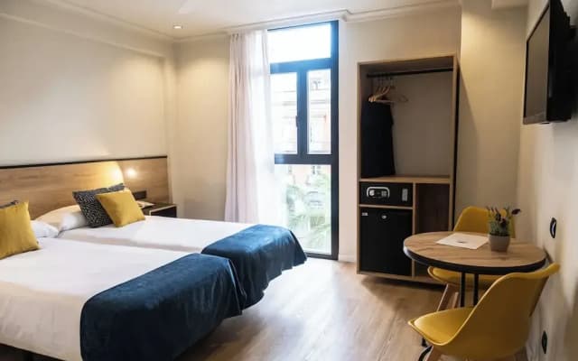 Hotel Adonis Capital - photo 5