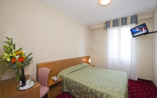 Hotel Nazionale - photo 1