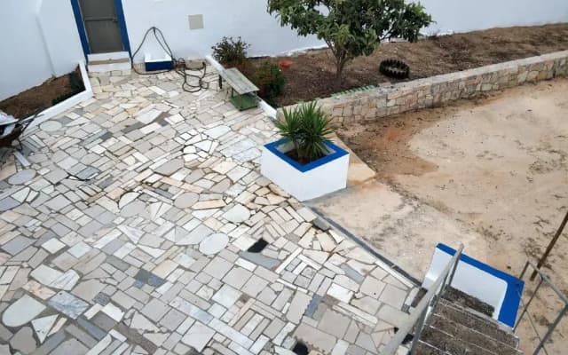 Sleep & Go Faro Airport Guest House - photo 2