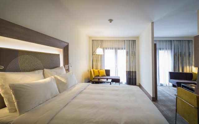 Novotel Istanbul Bosphorus - photo 4
