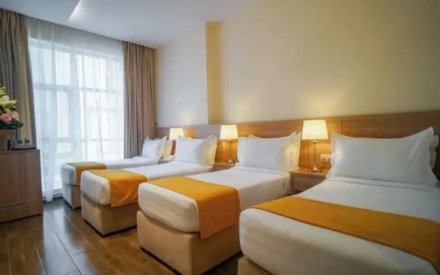 Worth Elite Hotel - photo 2