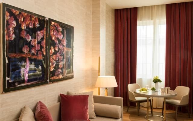 Rosa Grand Hotel - photo 3