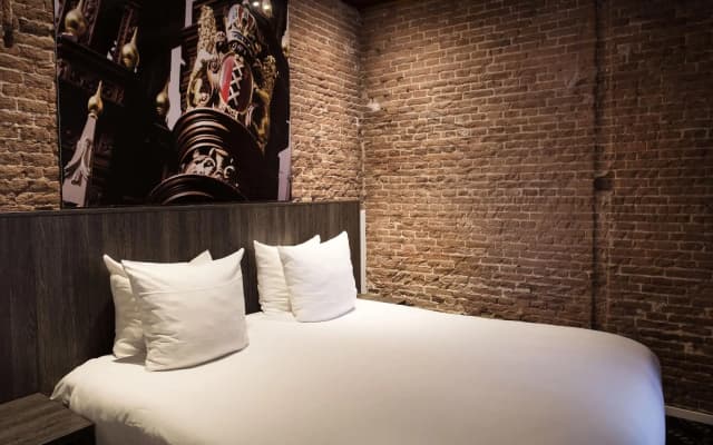 Eden Studios and Apartments - photo 3