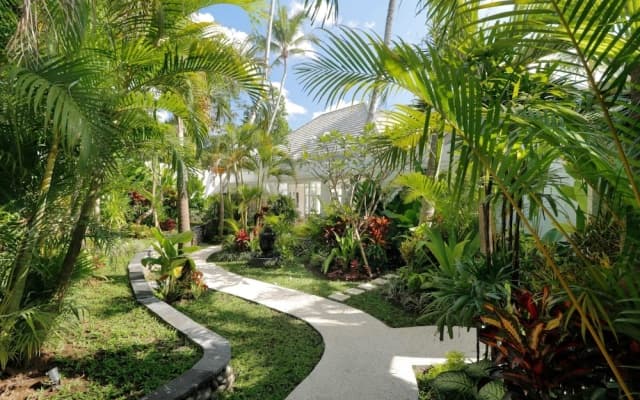 Limitless Jungle Villas Complex, 5 BR, Ubud With Staff - photo 32
