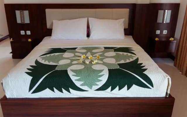 Friends Beach Hotel - photo 7