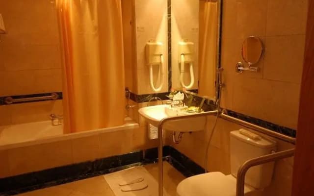 Grand Millennium Al Haram Hotel - photo 8