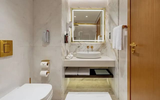 Makkah Hotel - photo 1