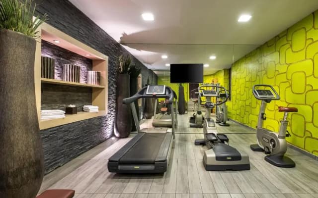 Elysia Hotel - photo 4