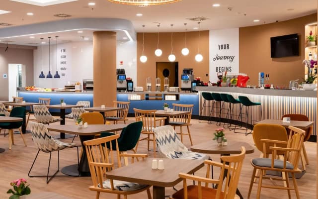 Hampton By Hilton Budapest City Centre - photo 4