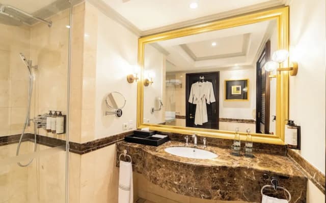 Wyndham Casablanca Jakarta - photo 6