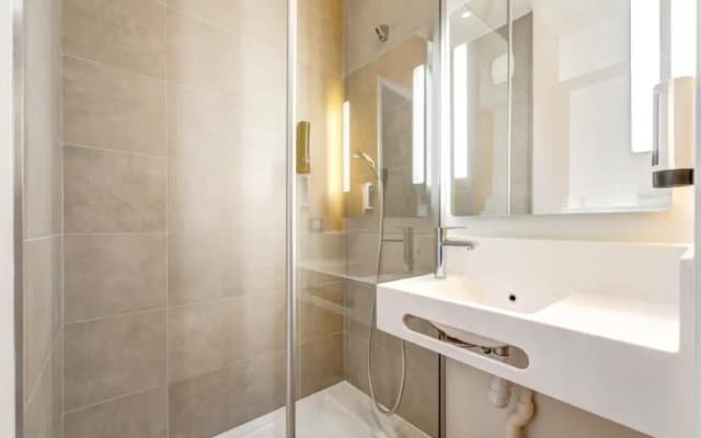 B&B HOTEL Paris Ivry Quai de Seine - photo 3