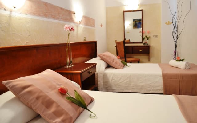 Hotel Sun Holidays - photo 3