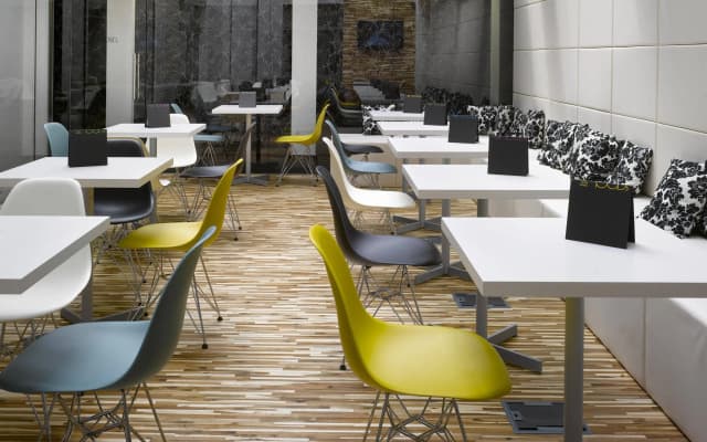 MOODs Boutique Hotel - photo 4