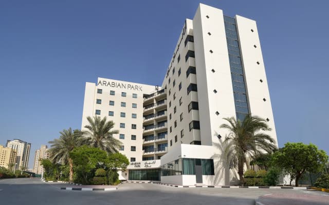 Arabian Park Dubai, an Edge by Rotana Hotel - photo 2