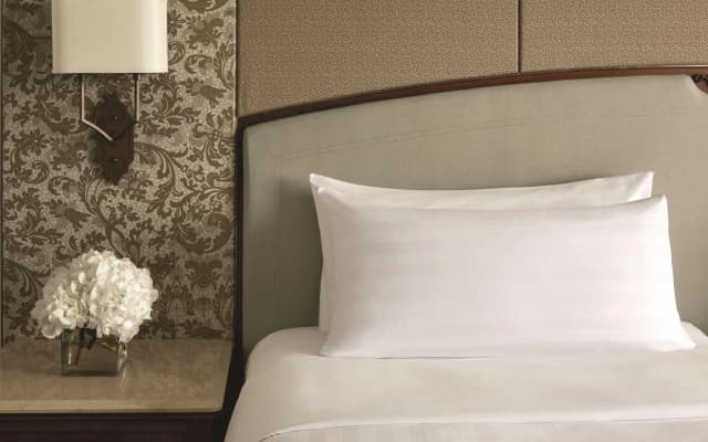 Shangri-La Jakarta Hotel - photo 4
