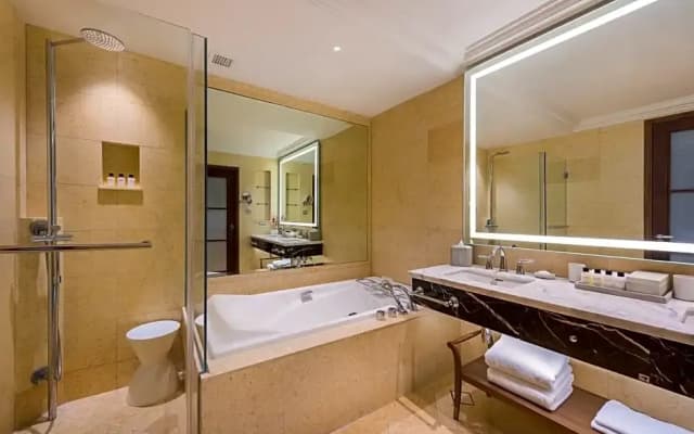 The Fullerton Hotel Singapore - photo 2