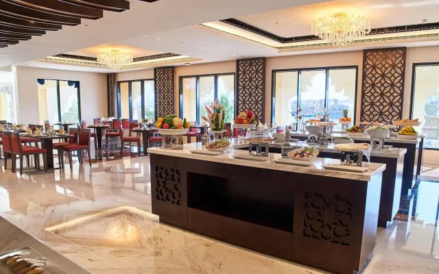 Carlton Dubai Creek Hotel - photo 2