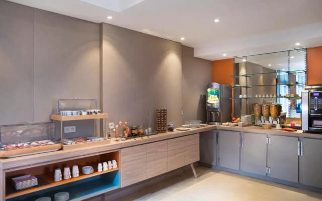 ibis Styles Bourg La Reine - photo 4