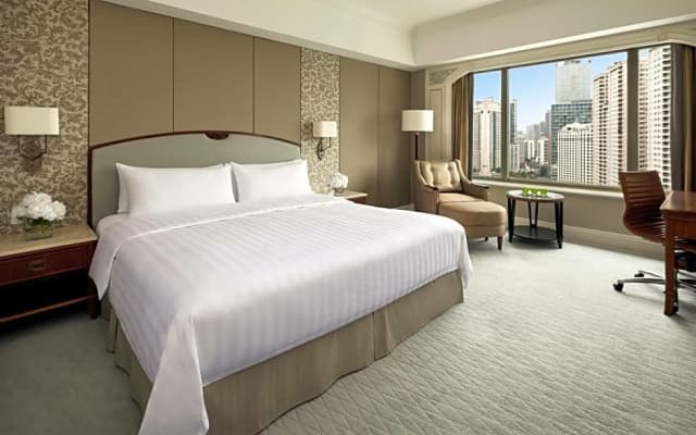Shangri-La Jakarta Hotel - photo 1