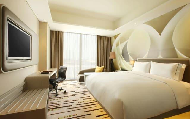 DoubleTree by Hilton Jakarta - Diponegoro - photo 2