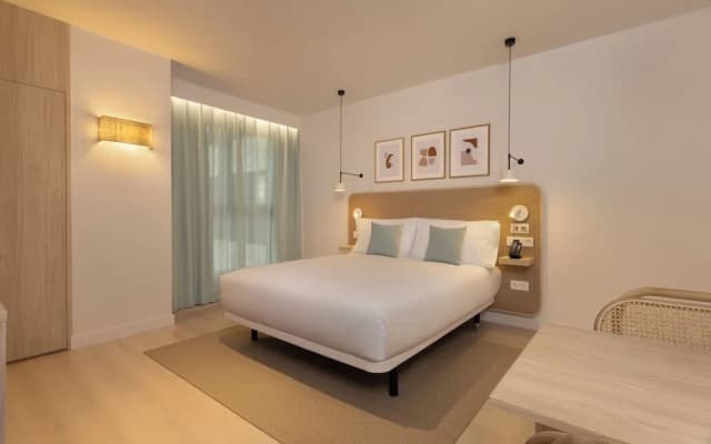 Staybridge Suites Malaga - photo 1