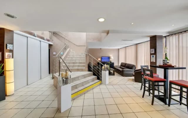 Hotel Paris Pacific - photo 5