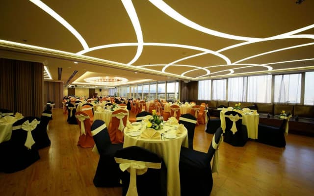 Ivory Grand Hotel Apartments - photo 4