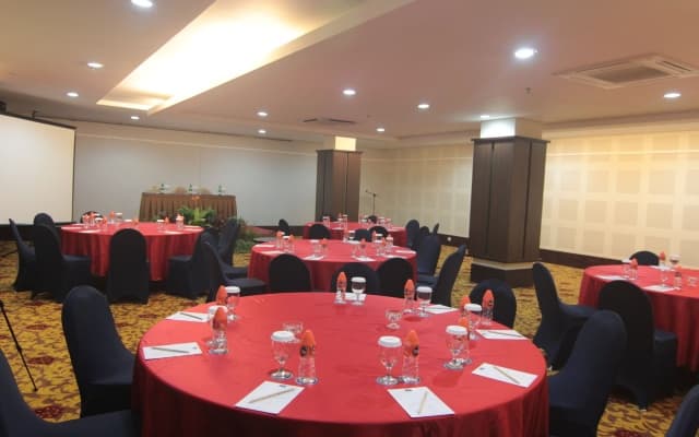 Hotel Horison Grand Serpong - photo 5
