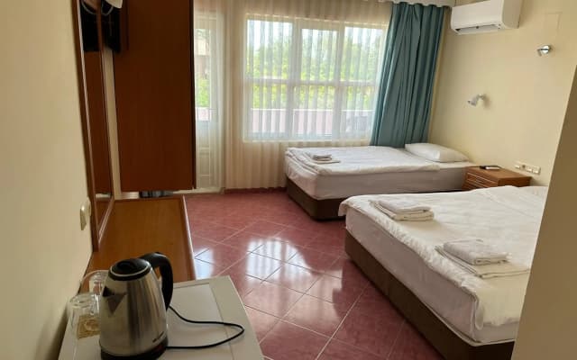 Elysees Union Hotel - photo 4