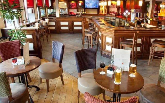 Leonardo Royal Hotel Edinburgh - photo 3
